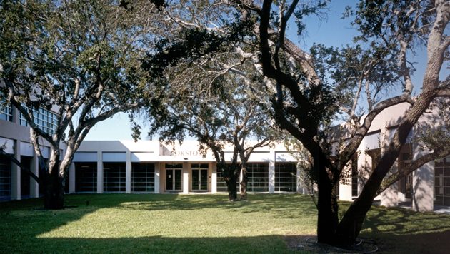 Florida Atlantic University Health Services Facility